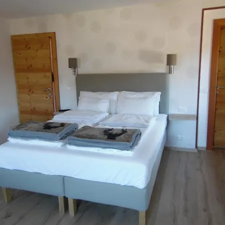 Bella Vista Nocleg ze śniadaniem 3*