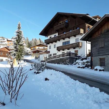 Bella Vista Bed & Breakfast 3*